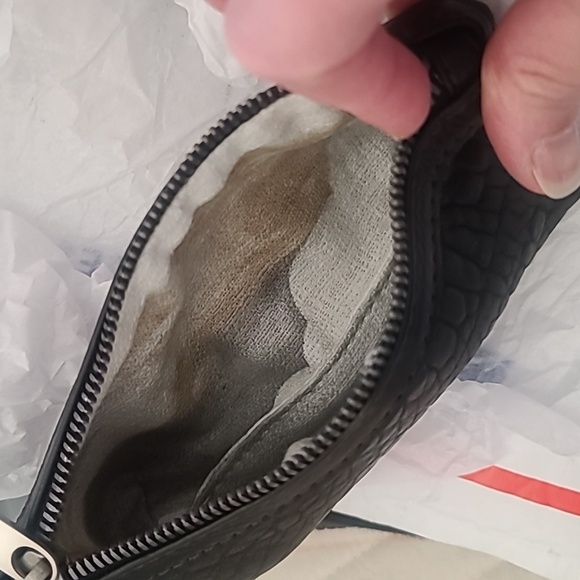 Rough and Tumble Matte pebble black small zip pouch new - Picture 2 of 3